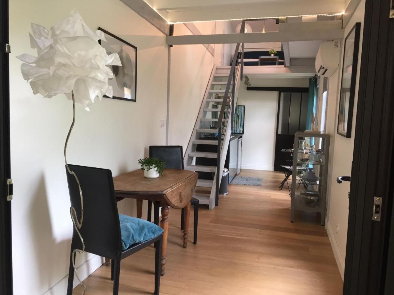Chambre D'Hotes "Le Village" Villenouvelle Zewnętrze zdjęcie