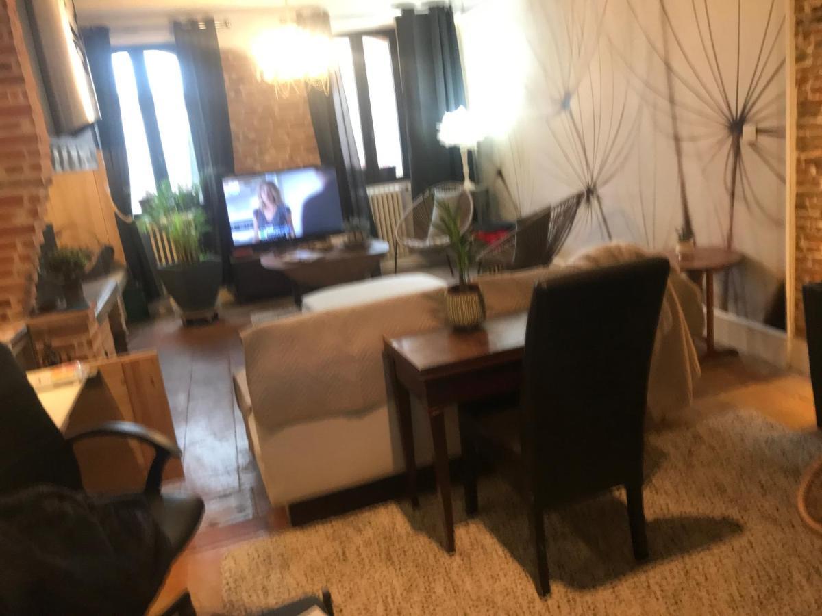 Chambre D'Hotes "Le Village" Villenouvelle Zewnętrze zdjęcie